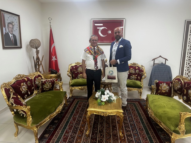 Beşkaza Platformu Başkanı Devrim KARAKUŞ, Kaymakamımız Sayın Mehmet ERİŞ'i ziyaret etti.